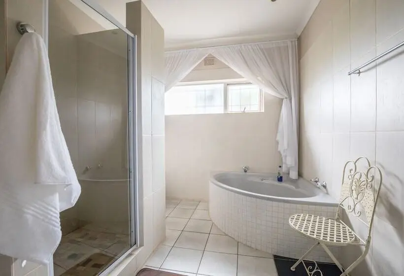 デラックスルーム, Hillton Manor Guest House