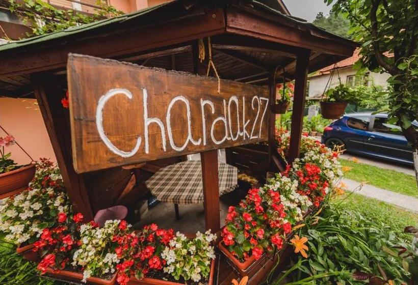 آپارتمان 2 خوابه, Prenociste Chardak