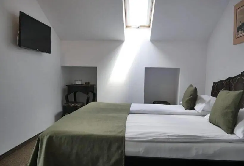 اتاق اکونومی, Sibiu City Center Apartments