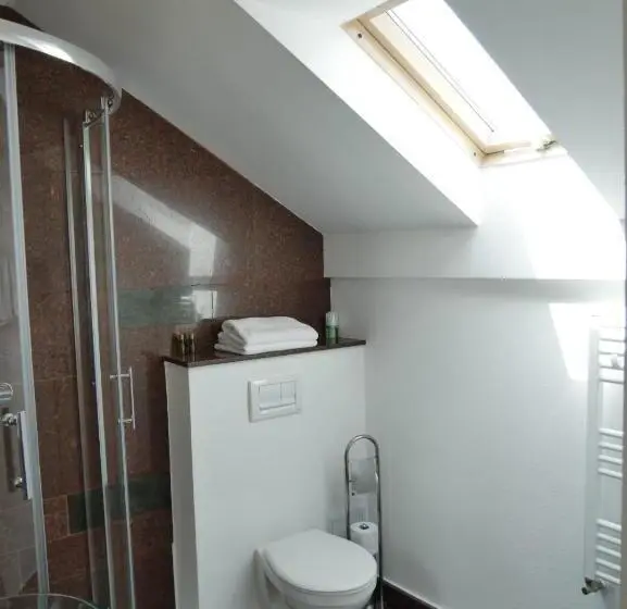 اتاق سوپریور با بالکن, Sibiu City Center Apartments