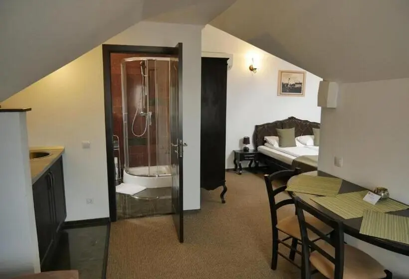 اتاق خانوادگی, Sibiu City Center Apartments