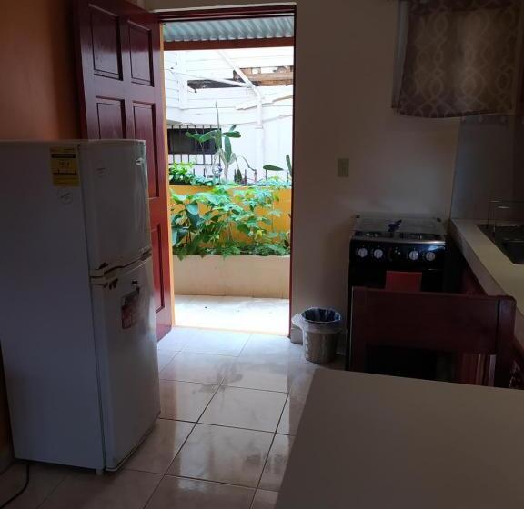 استودیوی استاندارد, Sun Havens Apartments & Suites