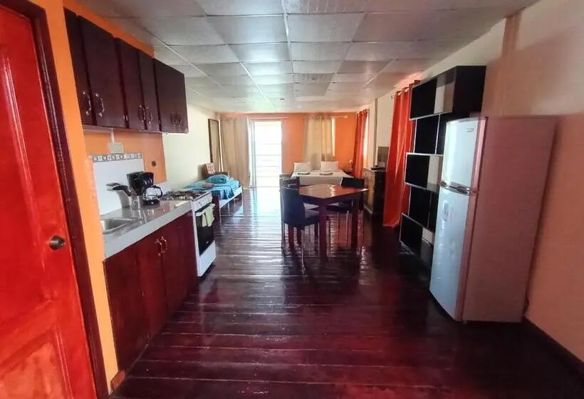 استودیو لوکس با چشم‌انداز دریا, Sun Havens Apartments & Suites