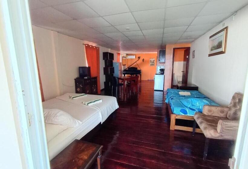 استودیو لوکس با چشمانداز دریا, Sun Havens Apartments & Suites