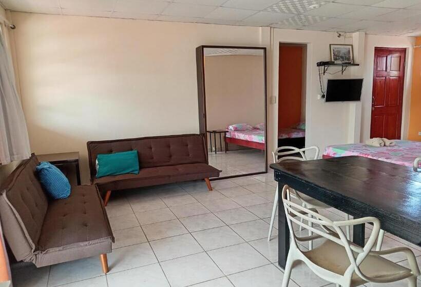 استودیوی لوکس, Sun Havens Apartments & Suites