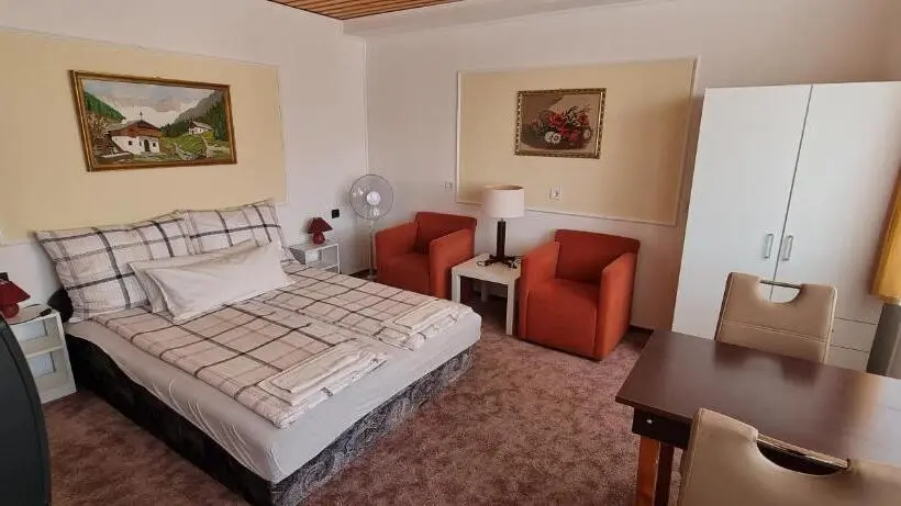 اتاق استاندارد, Bangó Vendégház