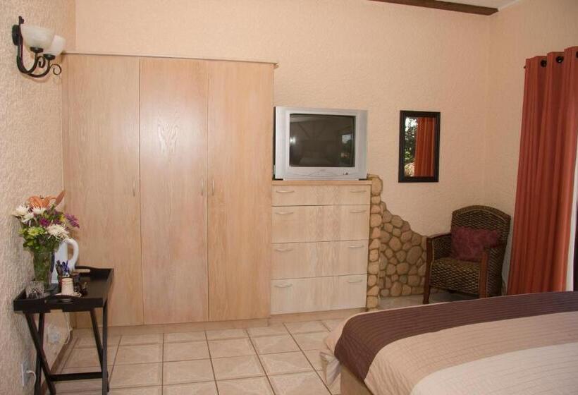 חדר דלוקס עם מרפסת נוף לים, Stephan's Guest House