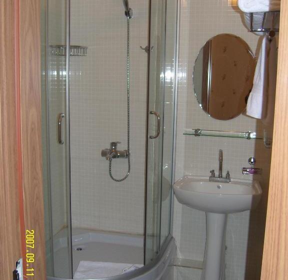 استودیوی استاندارد, Tsolmon's Serviced Apartments