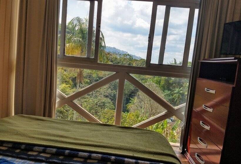 山景套房, 746 Pousada