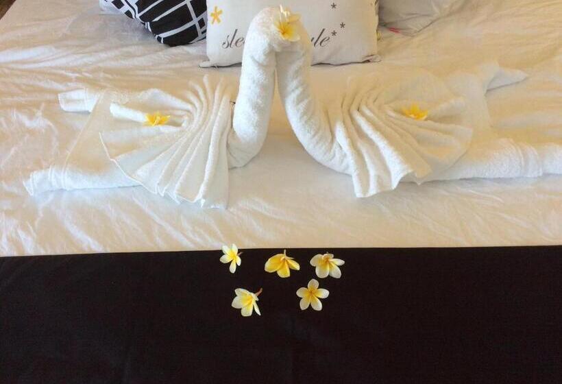 스위트, Nalini Resort