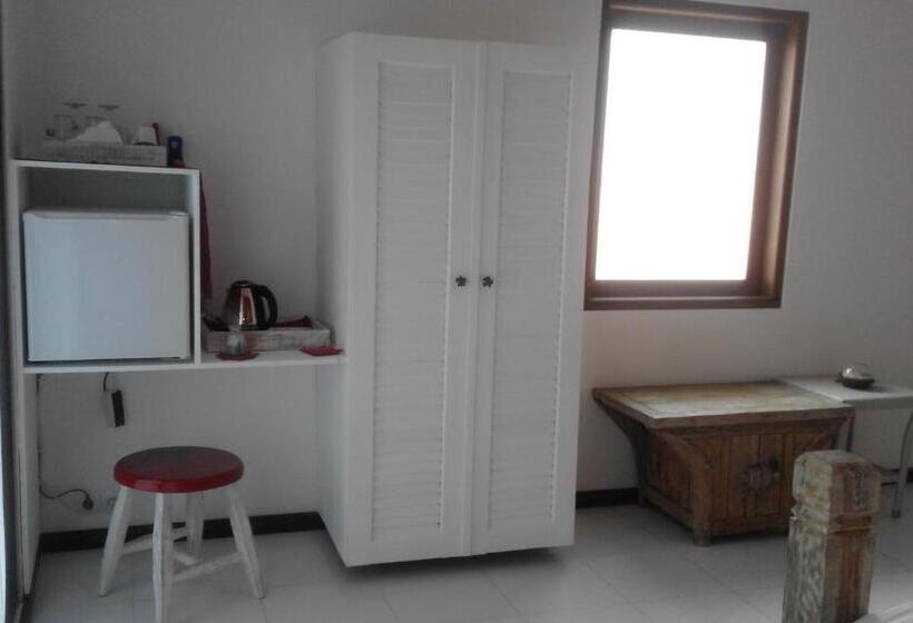 スイート, Nalini Resort