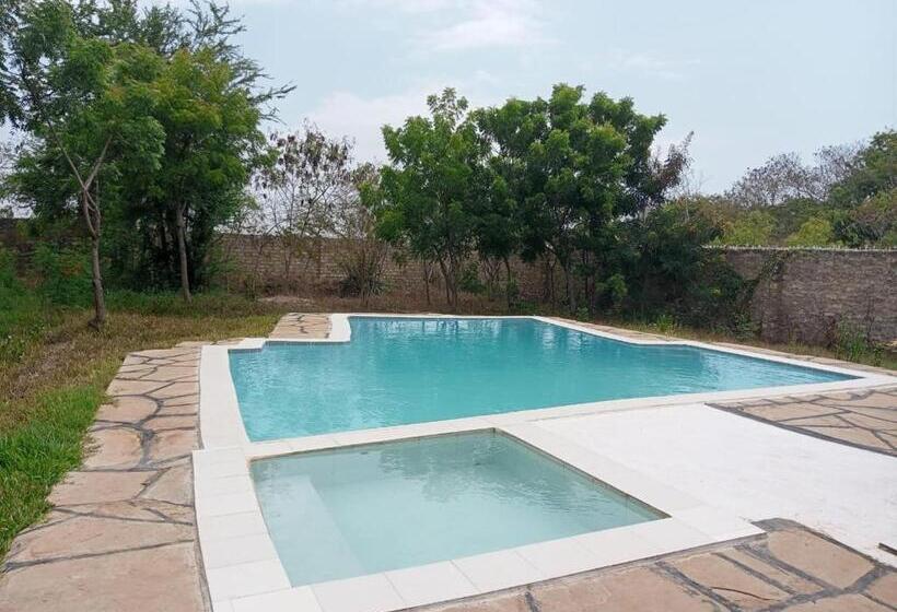 اتاق استاندارد, Fred Hunter Villa