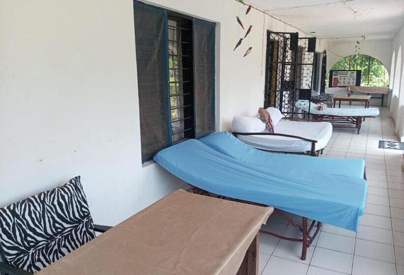 اتاق استاندارد, Fred Hunter Villa