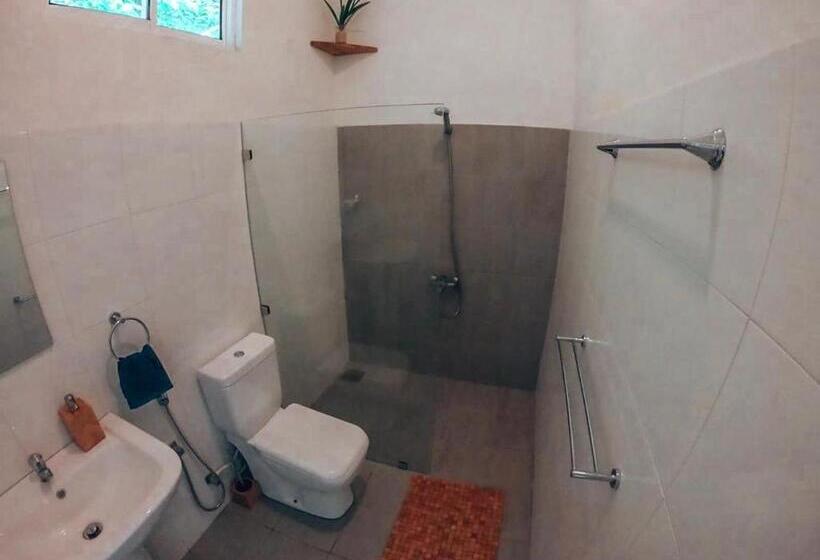 Номер Deluxe с Балконом, Green Hill Mirissa