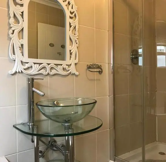 バス共有のスタンダードルーム, Bay Breeze Guesthouse Selfcatering