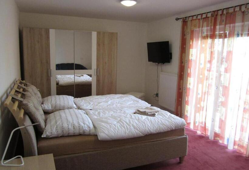 Номер Deluxe, Guest House Krpole