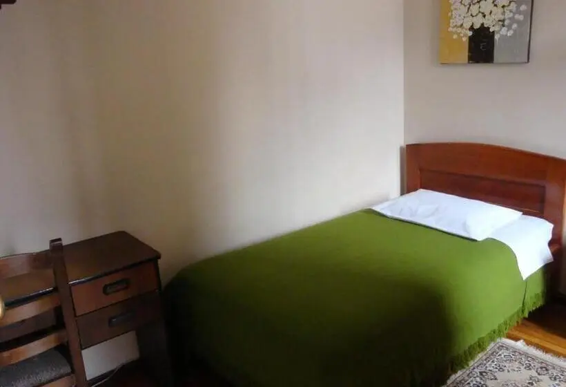 اتاق استاندارد با سرویس بهداشتی مشترک, Hostal Santa María Gracia