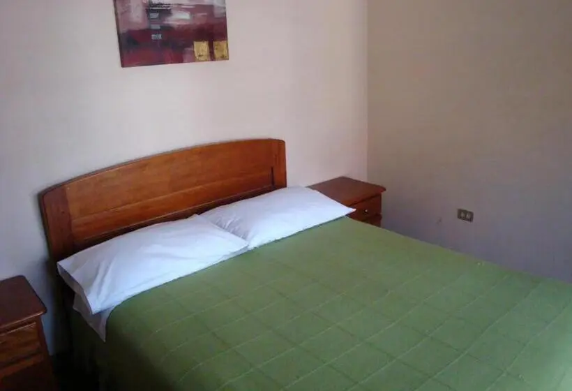 Standard room with outdoor bath, Hostal Santa María Gracia