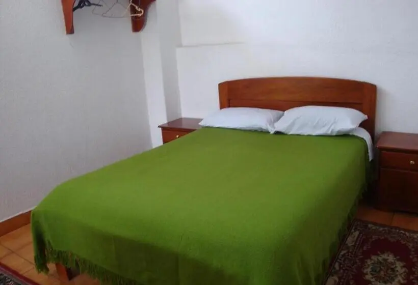Standard room with outdoor bath, Hostal Santa María Gracia