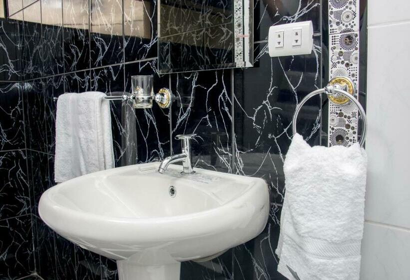 اتاق استاندارد, Hostal Santa Rosa