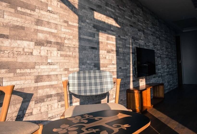 اتاق استاندارد با تخت دوبل و چشم‌انداز دریا, Something Easy Inn