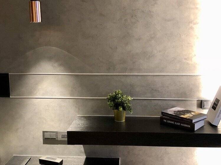 آپارتمان 1 خوابه با چشم‌انداز دریا, Something Easy Inn