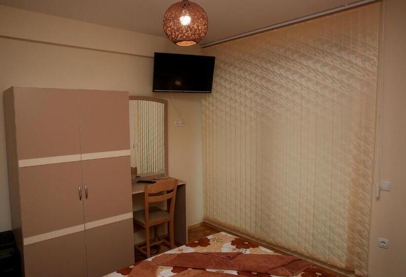 标准间带露台, Stanchevata Kashta