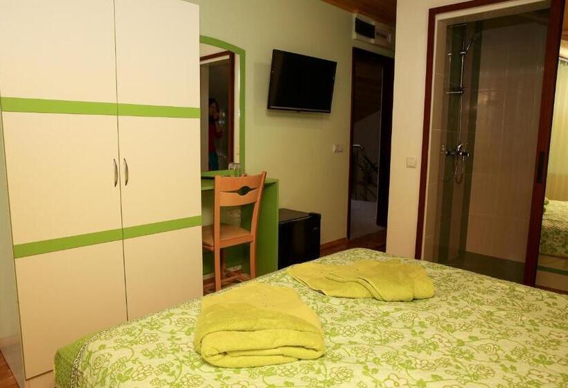 标准间带露台, Stanchevata Kashta