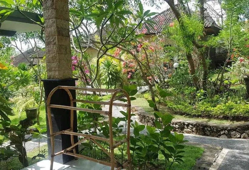 Standard-huone Sisäpuolella, Tregge Surf Camp Uluwatu
