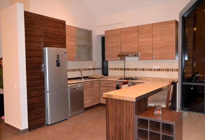 ویلای لوکس 1 خوابه, Villadzor Apart