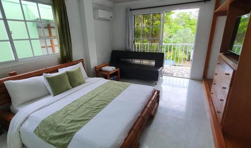 스탠다드 트리플 룸, Casa Royal Palm Inn