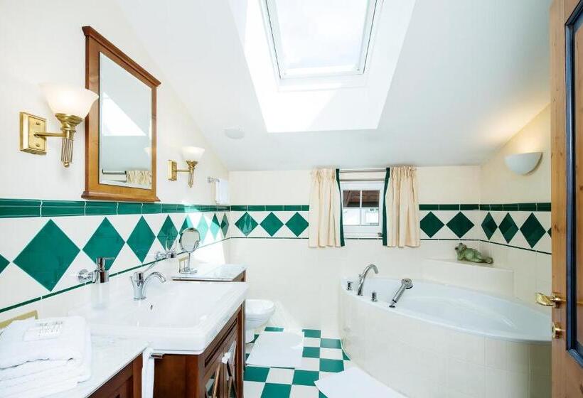 جناح سوبيريور, Gasthof Schopper