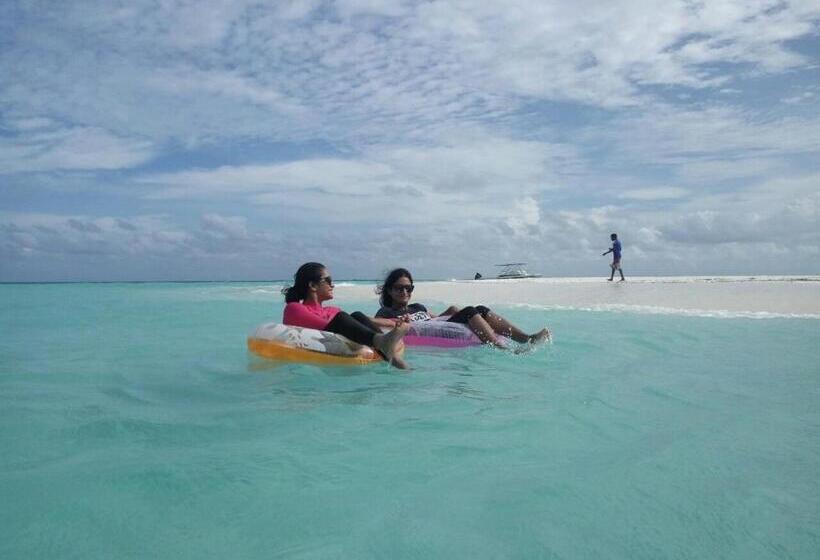 اتاق لوکس با بالکن, Dhiffushi White Sand Beach