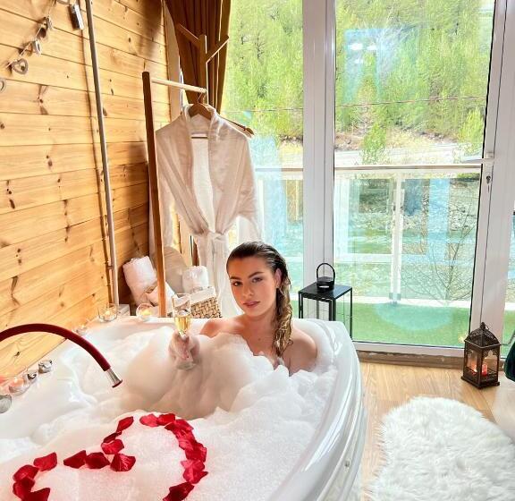 带河湖景观的套房, Guesthouse Marashi