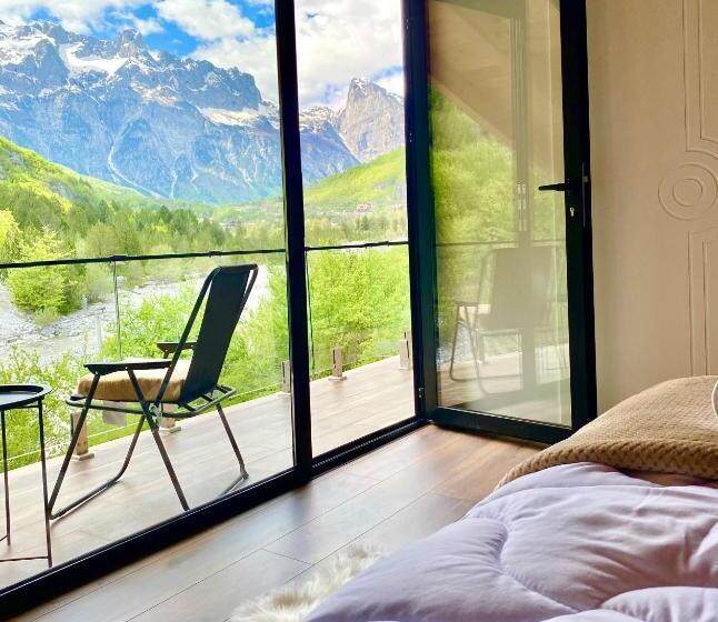 带阳台的豪华间, Guesthouse Marashi