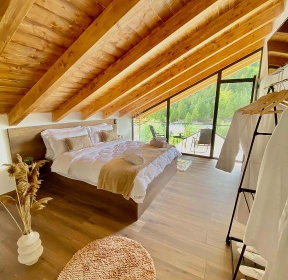 اتاق لوکس با بالکن, Guesthouse Marashi