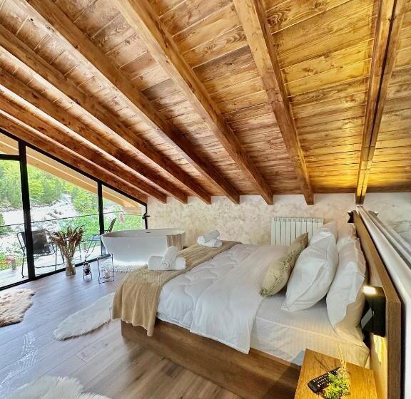 سوییت اجرایی, Guesthouse Marashi
