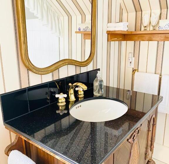 اتاق استاندارد, Princess And The Pea