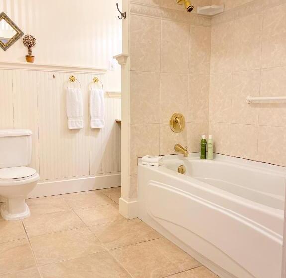 اتاق سوپریور با تخت بزرگ, Princess And The Pea