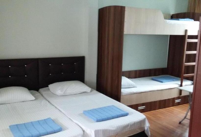 اتاق استاندارد چهار تخته, Guest House Roman/gonio