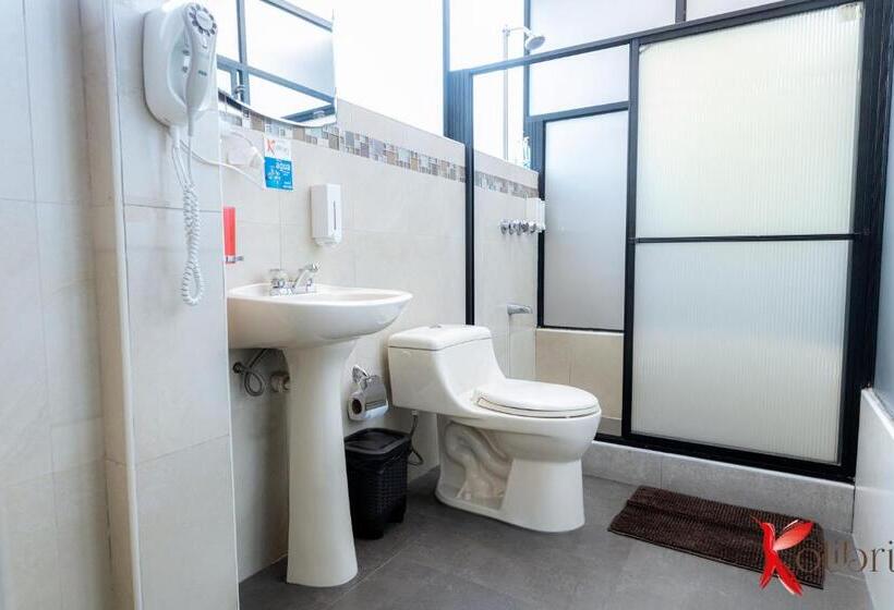 غرفة ديلوكس, Hostal Kolibri B&b