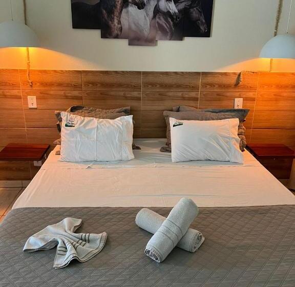 스위트 킹사이즈 침대, Pousada Chez Nous