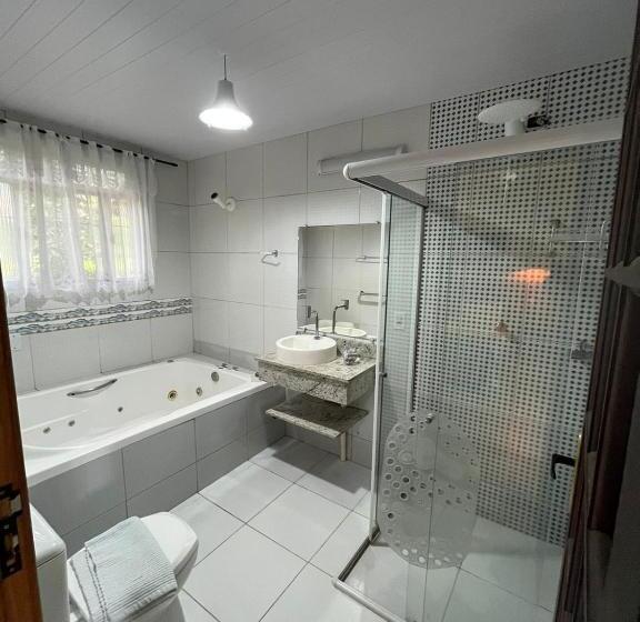 Люкс Кровать Кинг, Pousada Chez Nous