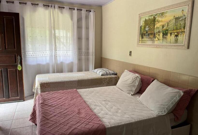 샬레, Pousada Chez Nous