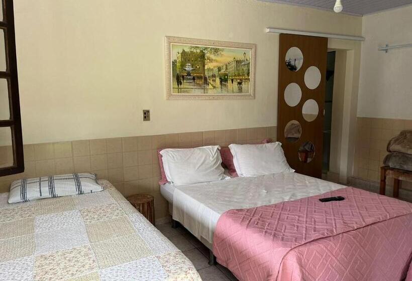 샬레, Pousada Chez Nous