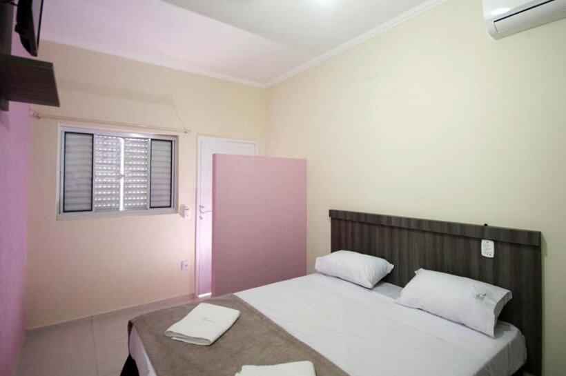 Aile Süiti, Pousada Flat Di Antoninni