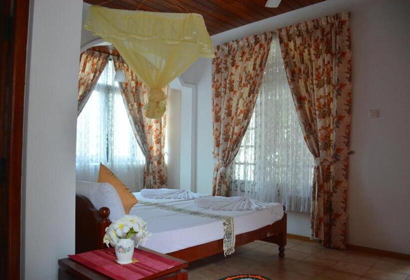 Deluxrum med Balkong, Welcome Family Guest House