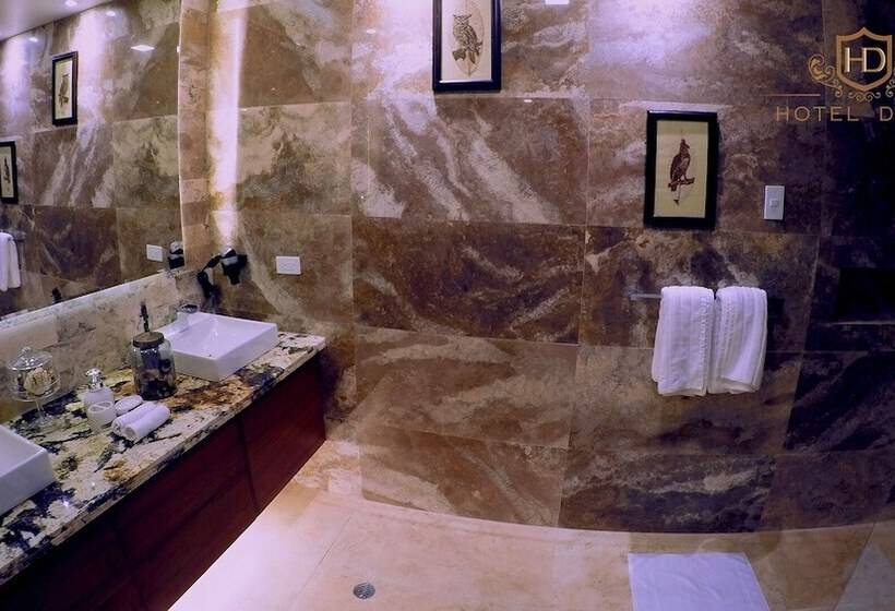 Suite med Balkon, David