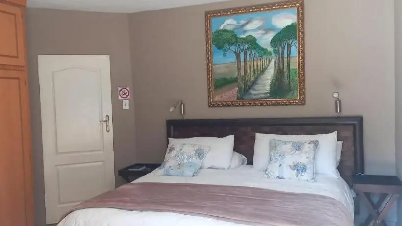 キングサイズベッドのスタンダードルーム, Dormio Manor Guest Lodge