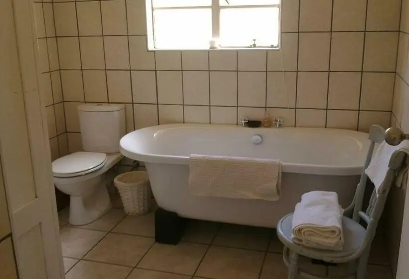 シャレー1寝室, Die Ou Huis Accommodation